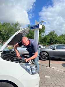 Accu vervangen Auto Potgieter Stadskanaal